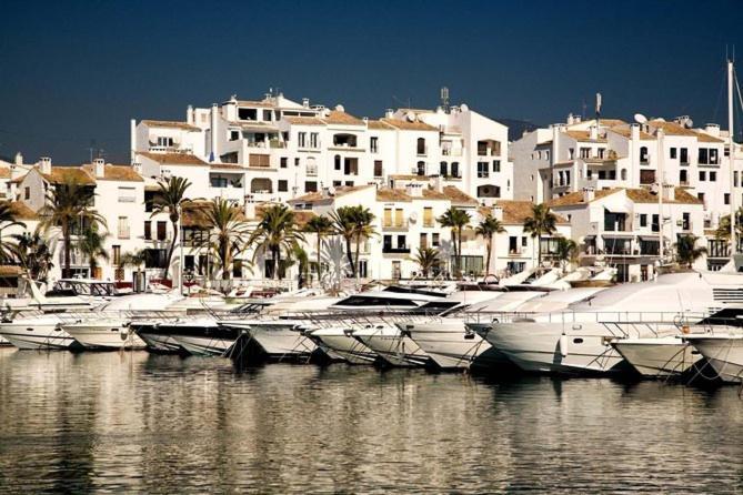Cozy 2-Bed 2-Bathroom Apartment In Marbella Town Centre Eksteriør bilde