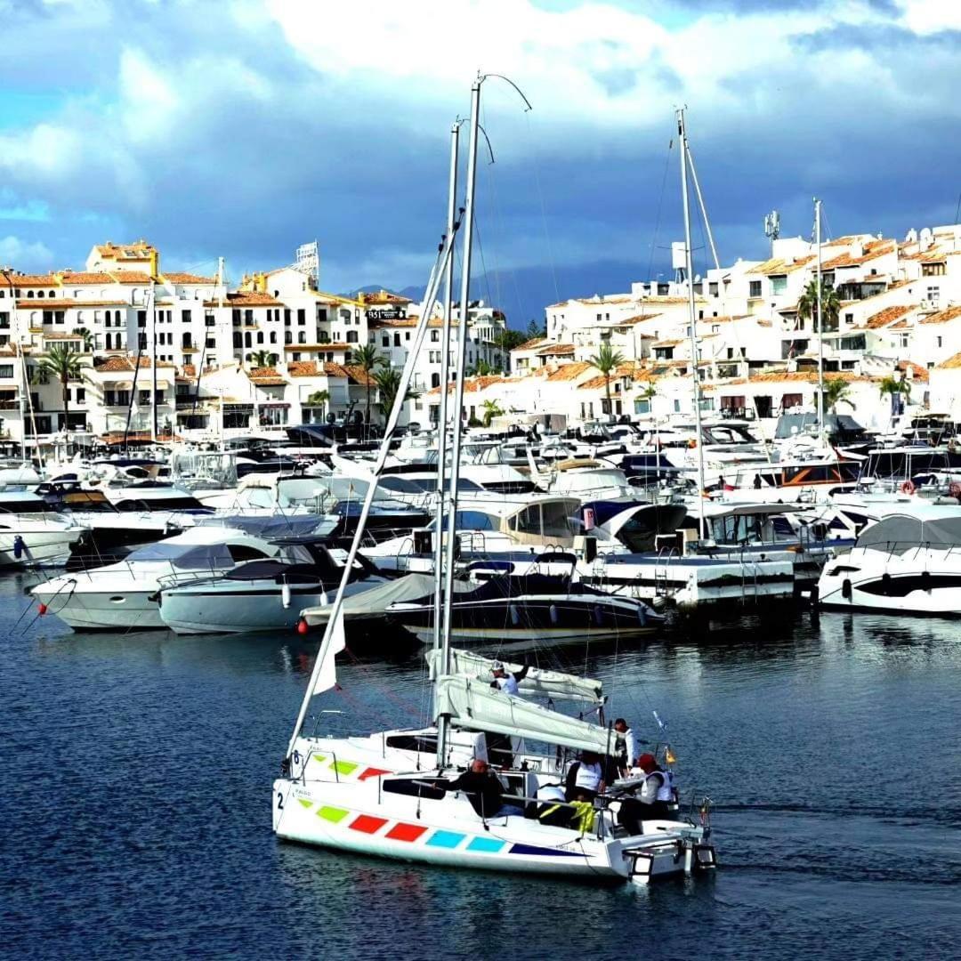 Cozy 2-Bed 2-Bathroom Apartment In Marbella Town Centre Eksteriør bilde